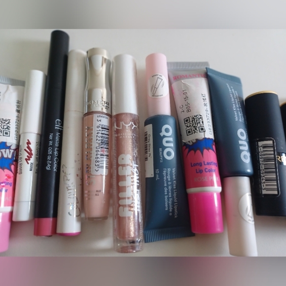 Lip Bundle - Picture 3 of 5